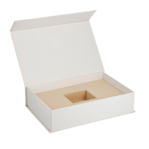 กล่องของขวัญเครื่องประดับแบบคราฟท์ที่เป็นมิตรกับสิ่งแวดล้อมและดูหรูหรา |   บรรจุภัณฑ์พกพาแบบแม่เหล็กเคลือบยูวีพร้อมฟองน้ำสำหรับใส่ต่างหูและแหวน - Product Image 3