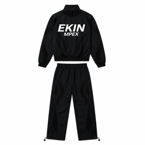 Conjunto Deportivo Personalizado para Hombre, Chaqueta Cortavientos con Cremallera Completa y Pantalones Negros, Traje Deportivo Ligero con Estampado por Sublimación - Product Image 2