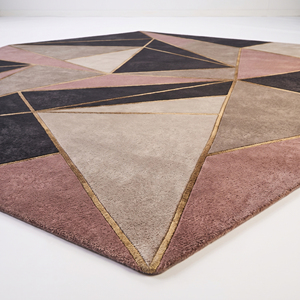 Alfombra de Lana Rectangular Geométrica en Color Negro, Taupe y Rosa Pálido, con Patrón de Polígono Facetado y Detalles en Línea Dorada, Ecológica, Antideslizante, Hecha a Mano - Product Image 2