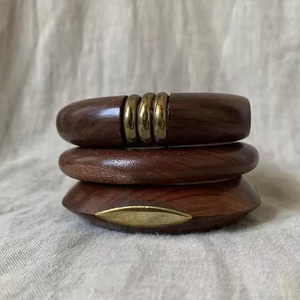 กำไลข้อมือไม้ชีซัมคุณภาพสูง งานฝีมือไม้ขัดเงา กำไลและสร้อยข้อมือไม้ โดย AFZA ENTERPRISES - Product Image 1