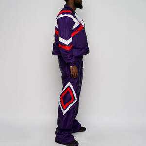 Conjunto Deportivo Informal de Dos Piezas para Hombre, Chaqueta Cortavientos Ligera con Capucha y Pantalones Jogger, 100% Algodón Orgánico, con Cierre de Cremallera - Product Image 2