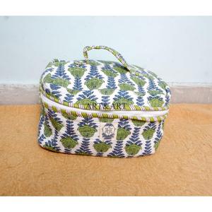 Juego de 3 Piezas para Niña, Diseño Acolchado con Estampado Floral, Rectangular, Talla S-M, Cierre de Cremallera, Ecológico, Resistente al Agua, Portátil y Plegable - Product Image 2