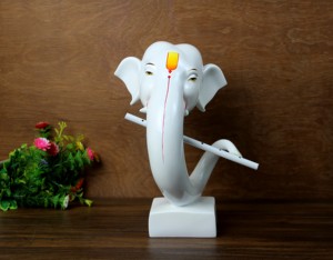 Estatua Moderna de Ganesha en Resina Blanca con Flauta |   Figura Decorativa Art Deco Hecha a Mano para Decoración de Mesa de Oficina en Casa y Regalo - Product Image 3