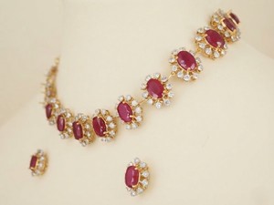 Elegant 18K Gold Diamond <b>Necklace</b> Set with Lab Grown Diamonds & <b>Ruby</b> Toned Stones IGI Certified - Product Image 2