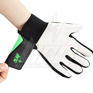 ถุงมือผู้รักษาประตูฟุตบอล ถุงมือโกลฟุตบอลระดับมืออาชีพ ปรับแต่งได้ ยึดเกาะสูง ฝ่ามือทำจากยางลาเท็กซ์เยอรมัน ป้องกันนิ้วมือได้ - Product Image 3