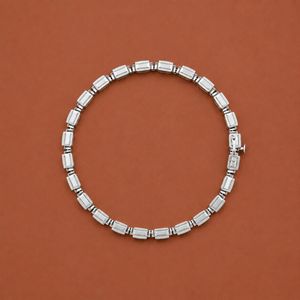Bracelet en argent moissanite serti de diamants, avec maillons carrés taille baguette et sertissage pavé, bijoux de luxe hip-hop pour hommes - Product Image 2