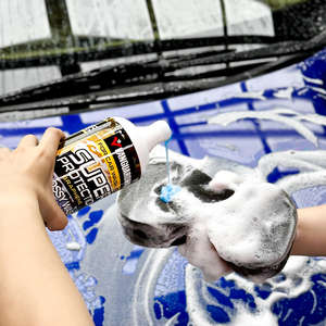 Savon de lavage et de cirage hyper concentré infusé au graphène pour un detailing automobile de luxe offrant une protection ultime contre les intempéries - Product Image 4