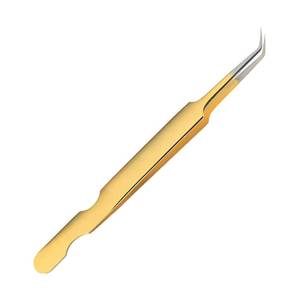 Pince à épiler de précision plaquée or à pointe lisse pour une application détaillée - Product Image 5