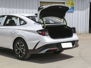 HEY - Hyundai Sonata 1.5T 2.0T essence d'occasion 2018, 5 places, voitures intermédiaires - Product Image 2