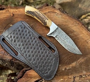 Cuchillo de caza hecho a mano de acero de Damasco, hoja fija con punta caída, mango de asta, filo recto, 0.6mm de grosor - Product Image 2