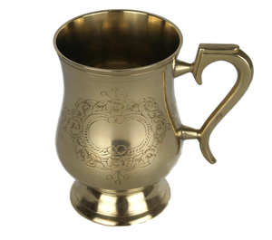 Verres à vin en aluminium poli miroir, design moderne, pour la vente en gros, utilisation en bar et restaurant, faits à la main, compatibles lave-vaisselle - Product Image 2