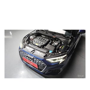 Audi A3 40 TFSI Premium 2023 con Volante a la Izquierda, Estándar de Emisiones Euro V, Cámara Trasera, 10,411 km - Product Image 6