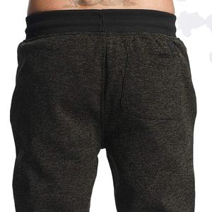 Pantalones deportivos holgados de corte recto para deporte y ropa urbana. - Product Image 4