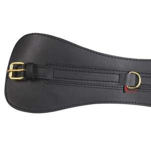 Kit de bondage en cuir véritable avec menottes, collier et fouet - Product Image 5