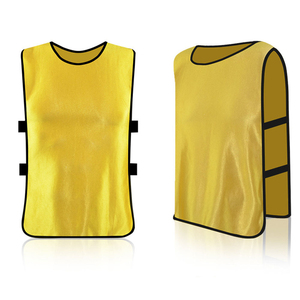 Maillots de sport de qualité supérieure, nouvelle collection, 100 % polyester, en mesh, pour l'entraînement de football, style tenue d'équipe sportive, maillot sans manches de football - Product Image 3