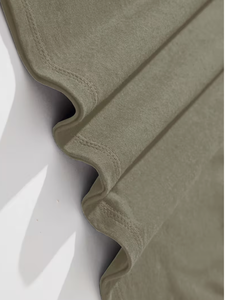 T-shirt à manches courtes pour homme, vert olive, avec impression tête de lion en feuille d'aluminium, col rond, coupe ajustée, tissu jersey décontracté, respirant, qualité supérieure - Product Image 3