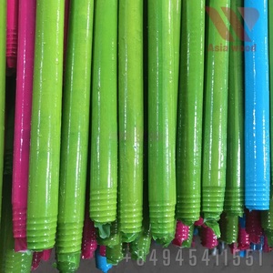 Vietnam prix usine en vrac quantité pas cher naturel eucalyptus bois vadrouille bâton jardin balai manche doux écologique Durable - Product Image 2