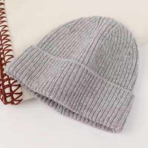Gorro de Invierno de Punto Liso 100% Algodón, Gorro de Pescador Corto Personalizado con Logotipo y Patrón de Personajes para Hombre y Mujer - Product Image 5