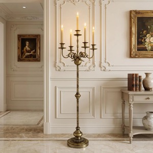 Candelabro alto de latón con cinco brazos, portavelas, decoración para el hogar, estilo lámpara de pie duradera al mejor precio - Product Image 3