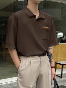 Polo à manches courtes texturé pour homme avec poche, vêtements d'automne - Product Image 6