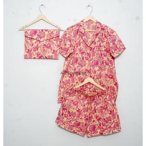 Conjunto de Pijama de Manga Corta de Algodón Suave de Lujo para Mujer, Estampado Floral, Ligero, Transpirable, de Secado Rápido, Pantalones Cortos para Estar en Casa en Verano - Product Image 1