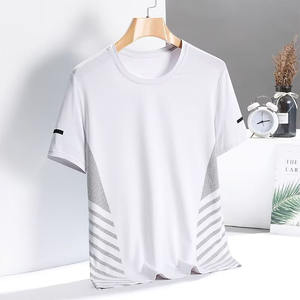Camiseta Deportiva de Manga Corta para Hombre, Diseño Personalizado con Logotipo OEM, Secado Rápido, Seda de Hielo, Verano, Corte Regular, 220 Gramos, Lisa - Product Image 3