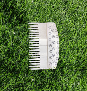 Peine de pelo de hueso de búfalo pulido artesanal de alta calidad, peines de masaje de estilo Animal de nuevo diseño para uso doméstico y de salón a bajo precio - Product Image 1