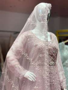 Fancy Party Wear Lehenga en tissu de filet de couleur claire avec des mèches pleines de travail à la main et une broderie Jarkan - Product Image 5