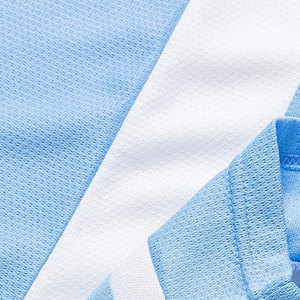 Maillot de hockey sur glace conçu avec une technologie de tissu renforcé pour une performance intense et des mouvements continus - Product Image 5