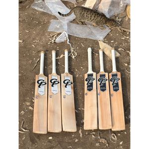 Bate de Críquet de Madera de Sauce Inglés de Primera Calidad, Edición Negra CP Sports, Profesional, Resistente, Ecológico, Ligero, 35-40 mm - Product Image 6