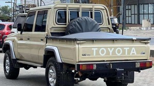 Toyota Land Cruiser Double Cabine 4x4 Pickup Série 79 d'occasion - Product Image 4