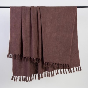 Manta de algodón lujosa 100%, manta sólida hecha a mano, manta ligera suave y cálida para sofá - Product Image 3
