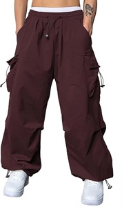 Pantalones Cargo Rojos Oscuros para Hombre, Cintura Elástica con Cordón, Múltiples Bolsillos, Corte Holgado Informal, Ligeros, para Verano - Product Image 4