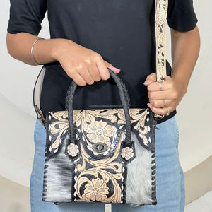 Bolso de mano mini tipo satchel de cuero repujado de vaca hecho a mano estilo occidental 2026 para mujer, con diseño floral grabado, bandolera y bolso tote de piel con pelo. - Product Image 4