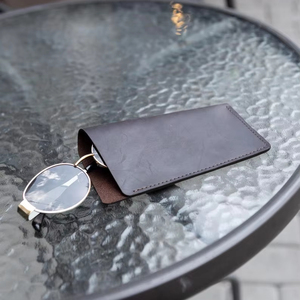 Estuche de Piel para Gafas de Sol, Protector de Gafas de Sol de Cuero Genuino, Artículo de Regalo Corporativo de Lujo LGC-0011 - Product Image 1