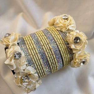 Última Colección AA IMPEX, Brazaletes Churiyan Hechos a Mano para Novias, con Perlas, Diseño Geométrico Moderno, Colores y Tamaños Personalizables - Product Image 6