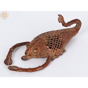 Handcrafted 7-Inch Brass Tribal <b>Crab</b> Small Table and Wall <b>Decor</b> Made in India Home <b>Decor</b> Item - Product Image 3
