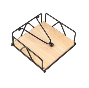 Cesta de Servilletas de Hierro Única para Decoración de Mesa, que Realza el Diseño de la Mesa con un Distintivo Diseño Metálico - Product Image 2
