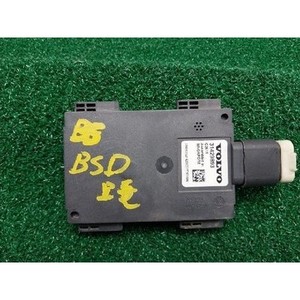 Módulo de Control del Sistema de Información de Punto Ciego (BLIS) V60, Usado, OEM 31429893 - Product Image 2