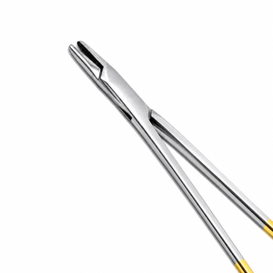 Porte-aiguille Derf TC Premium avec pointe en carbure de tungstène – Instruments chirurgicaux manuels de base - Product Image 5