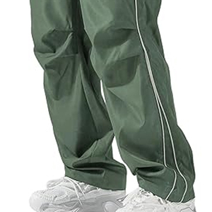 Pantalon de survêtement vert pour homme avec bandes latérales, taille élastique et cordon de serrage, décontracté, respirant, en polyester, pour le printemps - Product Image 5