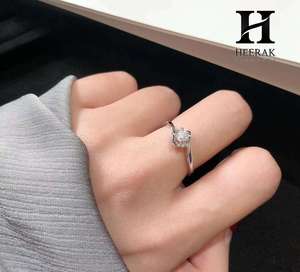 Bague de fiançailles solitaire personnalisée, diamant rond, sertissage à tension, diamant de laboratoire/naturel - Product Image 2