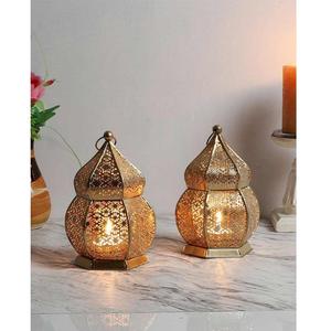 Lanterne marocaine en métal doré vintage, lanterne décorative suspendue pour bougie avec motif découpé à la main pour la décoration de la maison - Product Image 5