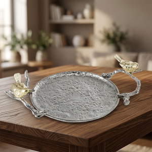 Bandeja de servicio de metal de estilo antiguo con diseño de mango de pájaro perfecto para regalos de decoración del hogar y exhibición de mesa elegante - Product Image 1