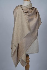 Elegante chal reversible Zari para mujer, suave, de dos tonos, diseño exclusivo, estilo étnico, bufanda de moda para festivales. - Product Image 3