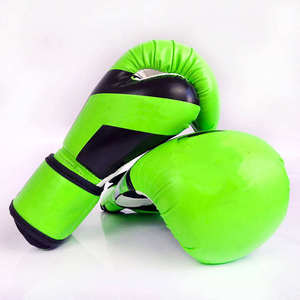 Gants de boxe en cuir rouge avec fermeture Velcro pour adultes, design respirant pour l'entraînement - Product Image 5
