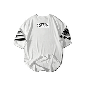 เสื้อยืดโอเวอร์ไซส์ผ้าตาข่ายสีขาวพิมพ์ลายกอธิคสไตล์อเมริกันฟุตบอลสำหรับผู้ชาย พิมพ์ลายดาวสปอร์ต ผ้าคอตตอนผสม ผลิตตามแบบ ODM - Product Image 4