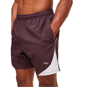 Shorts de sport noirs pour femmes avec bordure rose, taille élastique, séchage rapide, tissu tricoté, coupe classique - Product Image 2