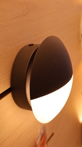 Applique murale minimaliste en métal avec abat-jour en forme de plat, LED 6W, 3000K blanc chaud, éclairage mural intérieur - Product Image 2