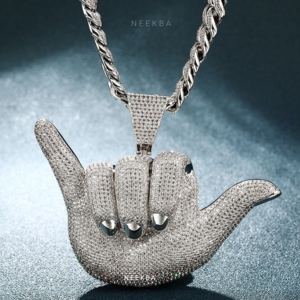 Colgante de mano de rock extragrande - Colgante de plata de ley 925 con diamante de moissanita, piedras engastadas a mano, joyería personalizada, colgante llamativo - Product Image 3